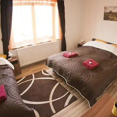 Macskako Vendeghaz Guest house *
